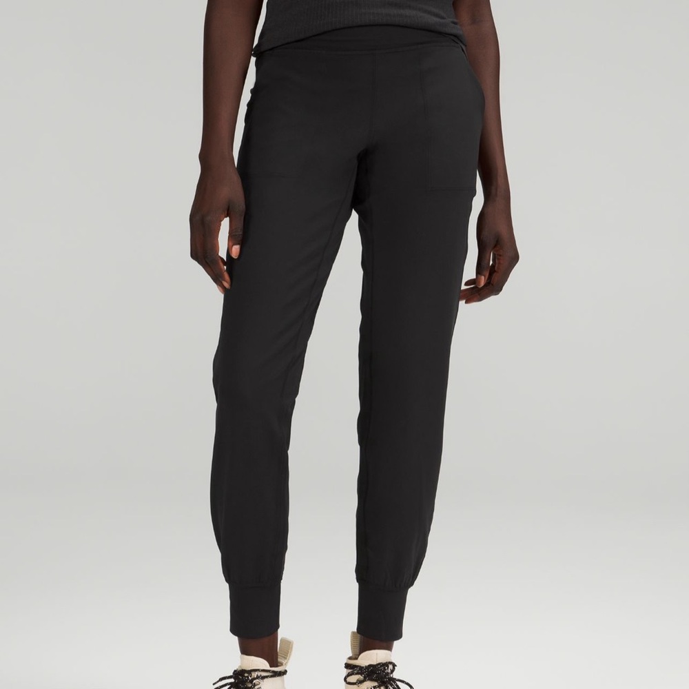 Lululemon Align joggers, size 10 new